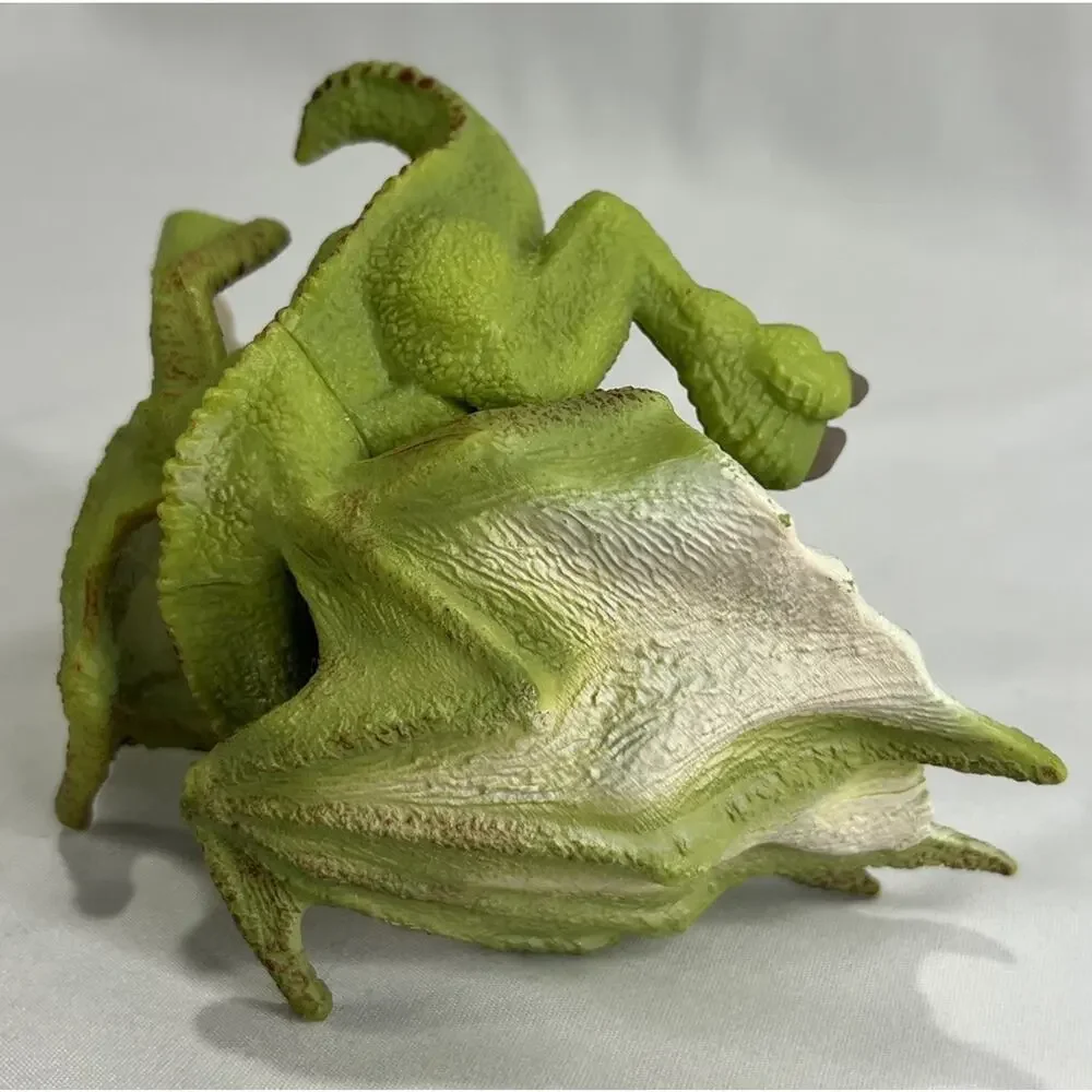 Schliech Dragons Baby Nugur Green Figure Crystal Rare Fantasy UEC